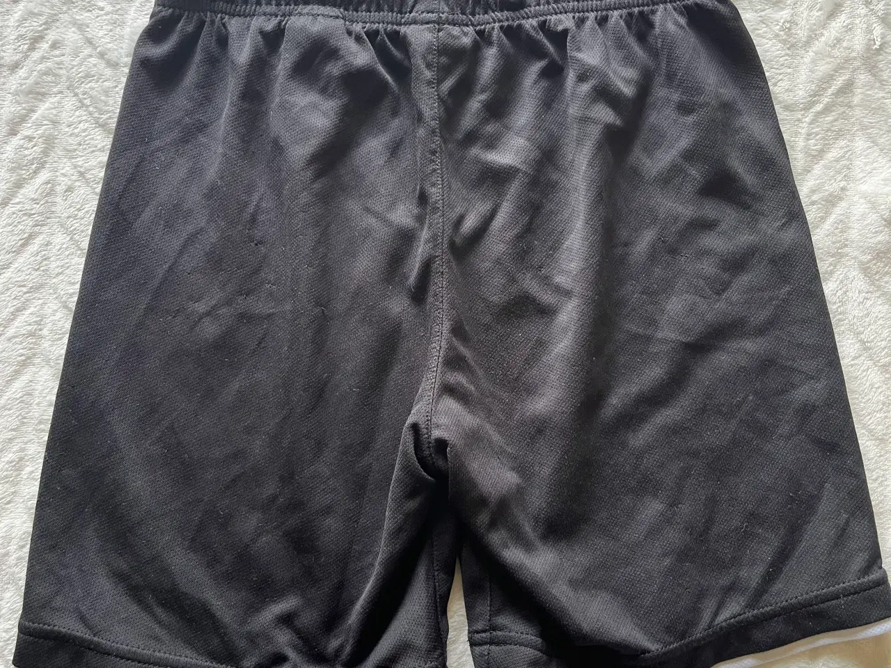 Billede 2 - Shorts fra H&M
