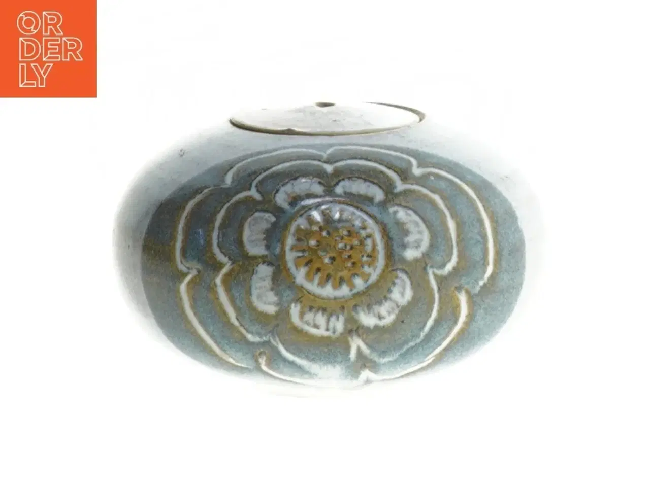 Billede 2 - Keramik vase med blomsterdesign fra Hellerøe (str. 11 cm)