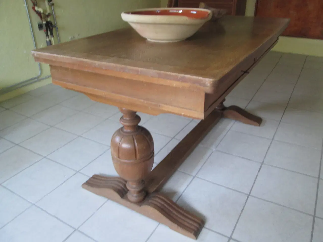 Billede 3 - Bord - Skrivebord m. Kugleben og 4 Stole i Egetræ