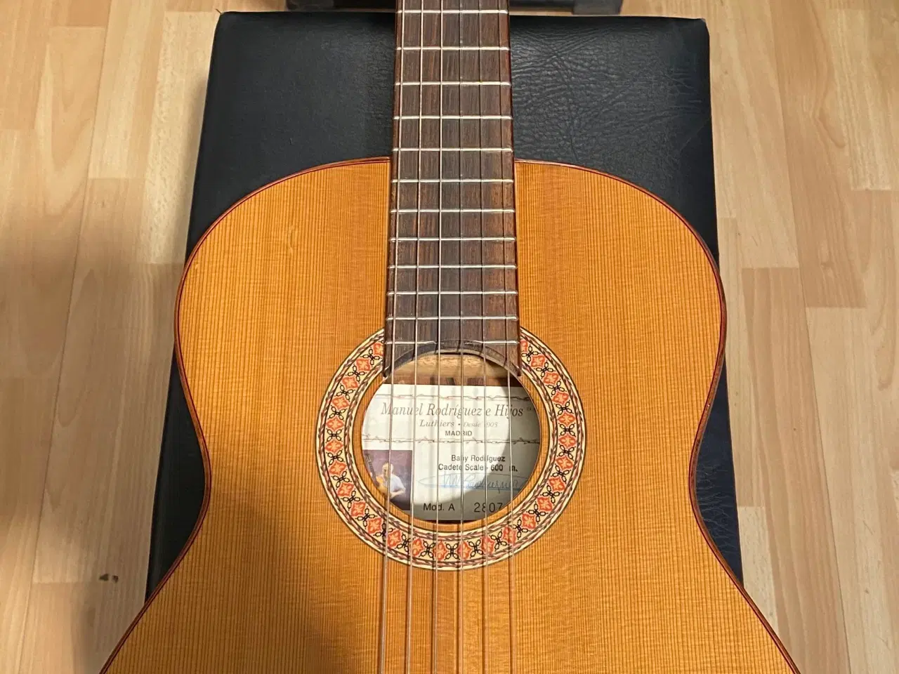 Billede 3 - 🎸 Manuel Rodríguez “Baby Rodríguez” A2807 – Cadet