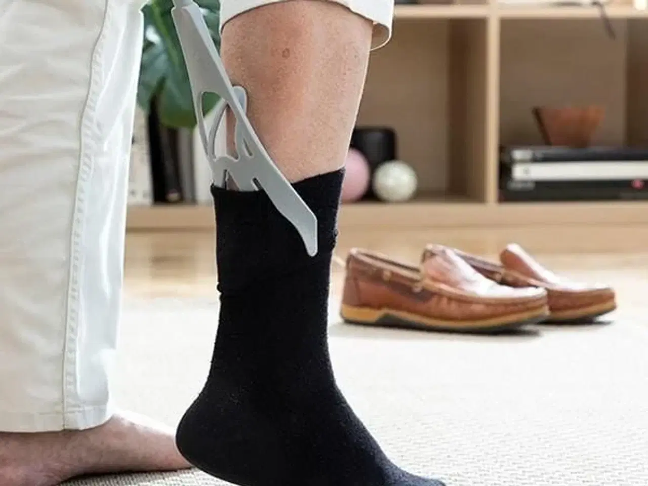 Billede 8 - Hjælpemiddel til sokker og skohorn med sokkefjerner Shoeasy InnovaGoods