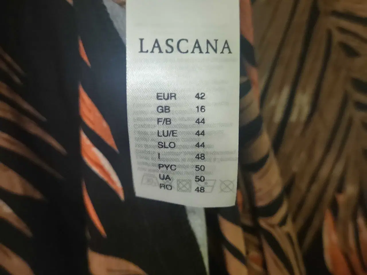 Billede 9 - Orange Kjole Uden Stropper