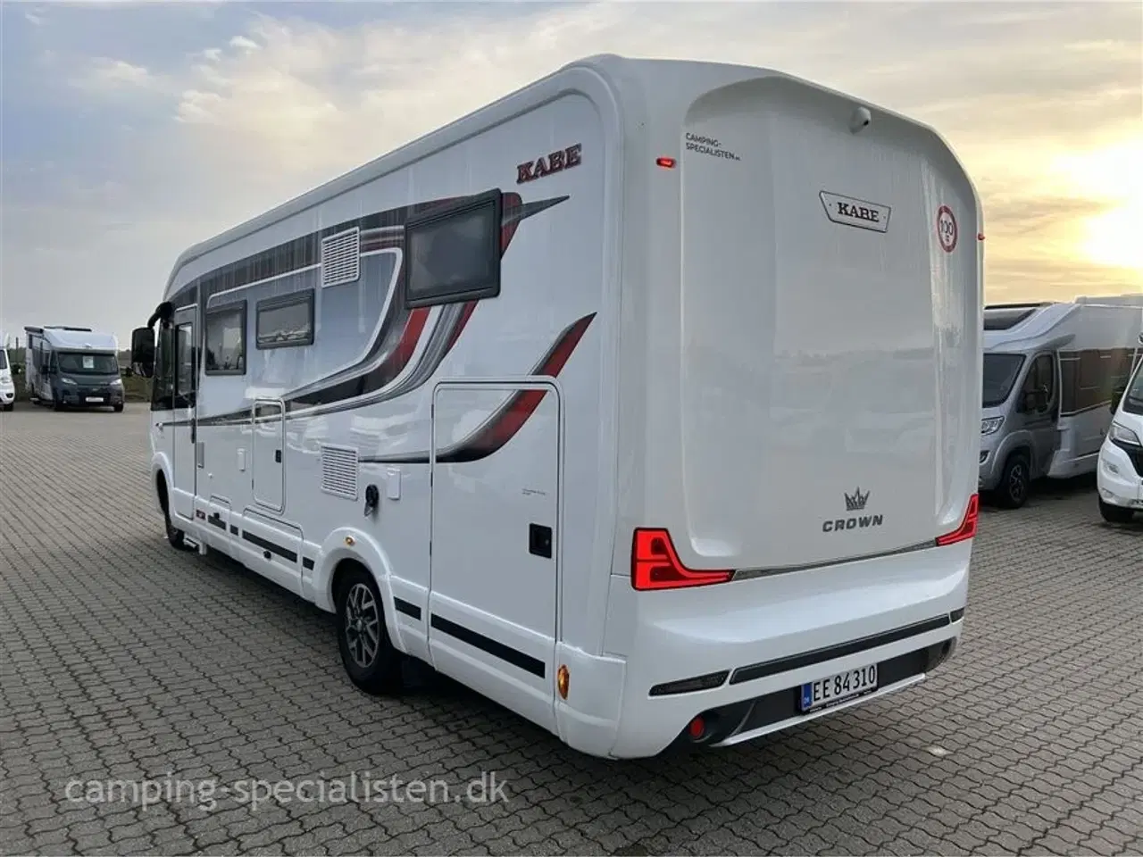 Billede 3 - 2025 - Kabe Travel Master Crown i760 LGB   Kabe Crown 760 LGB model 2025 på Mercedes kan nu ses hos Camping-Specialisten