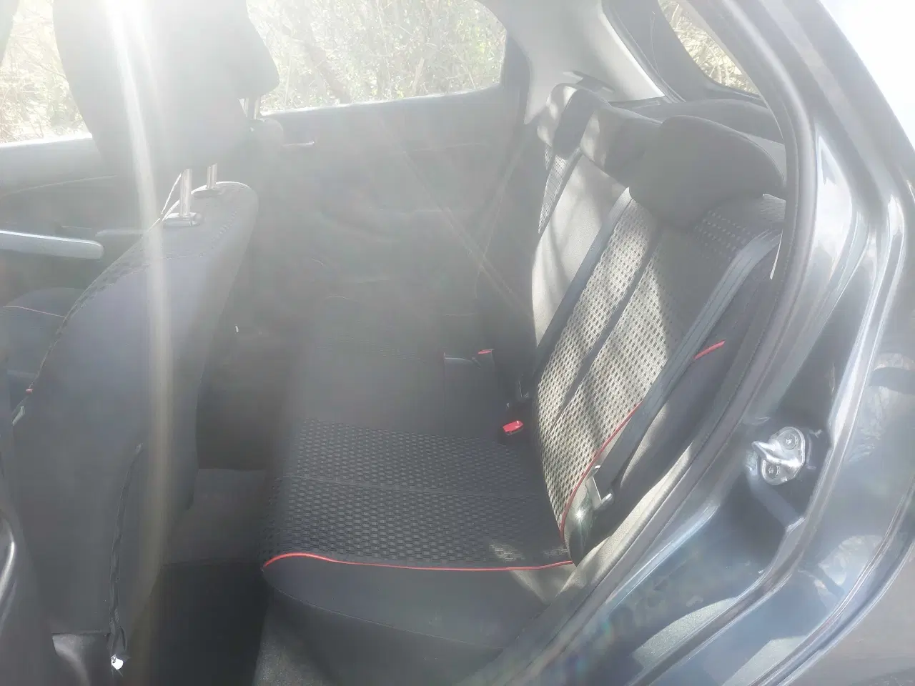 Billede 8 - Mazda 2 1,3 Takara Edition 5d