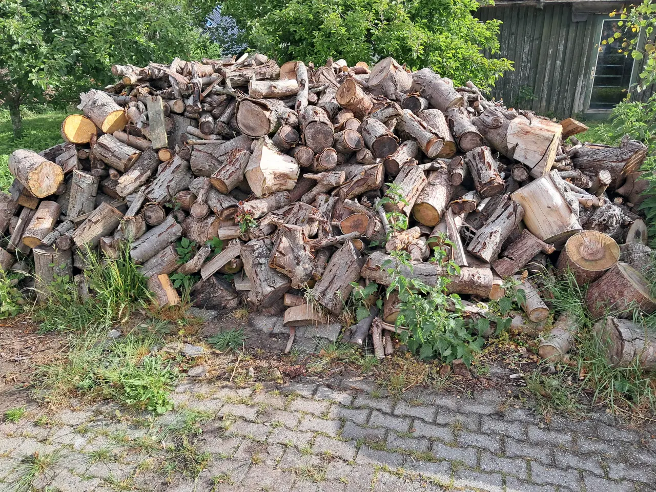 Billede 3 - Savet blandet brændsel ca. 15 rm