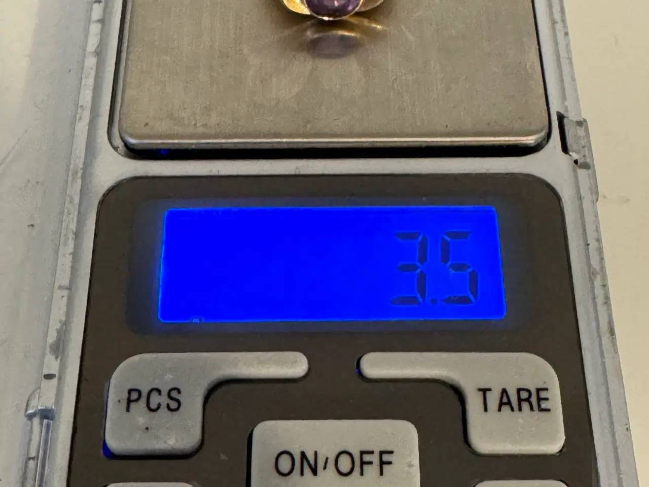 Billede 5 - Tre ringe i 14 karat guld med sten.