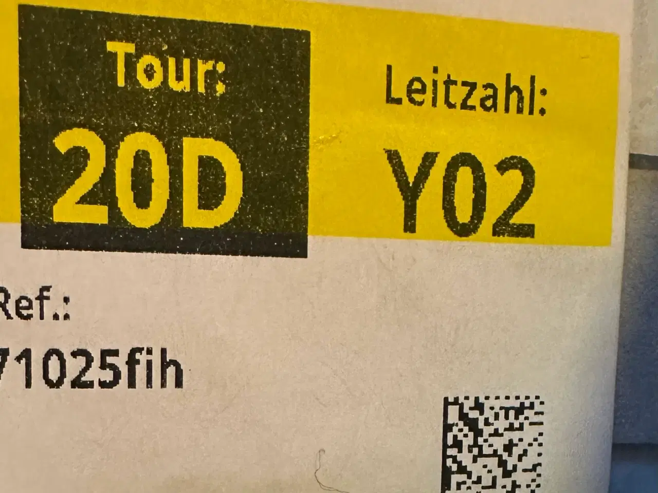 Billede 3 - e-tron emblem gult