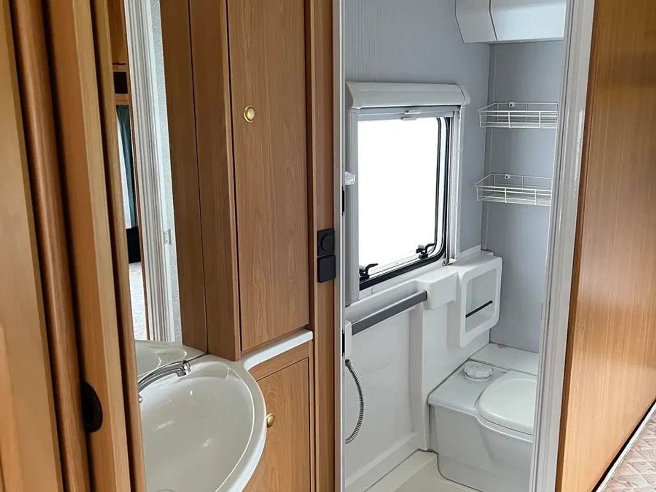 Billede 10 - Knaus AZUR 495 1996 FLOT STAND - SKARP VINTERPRIS