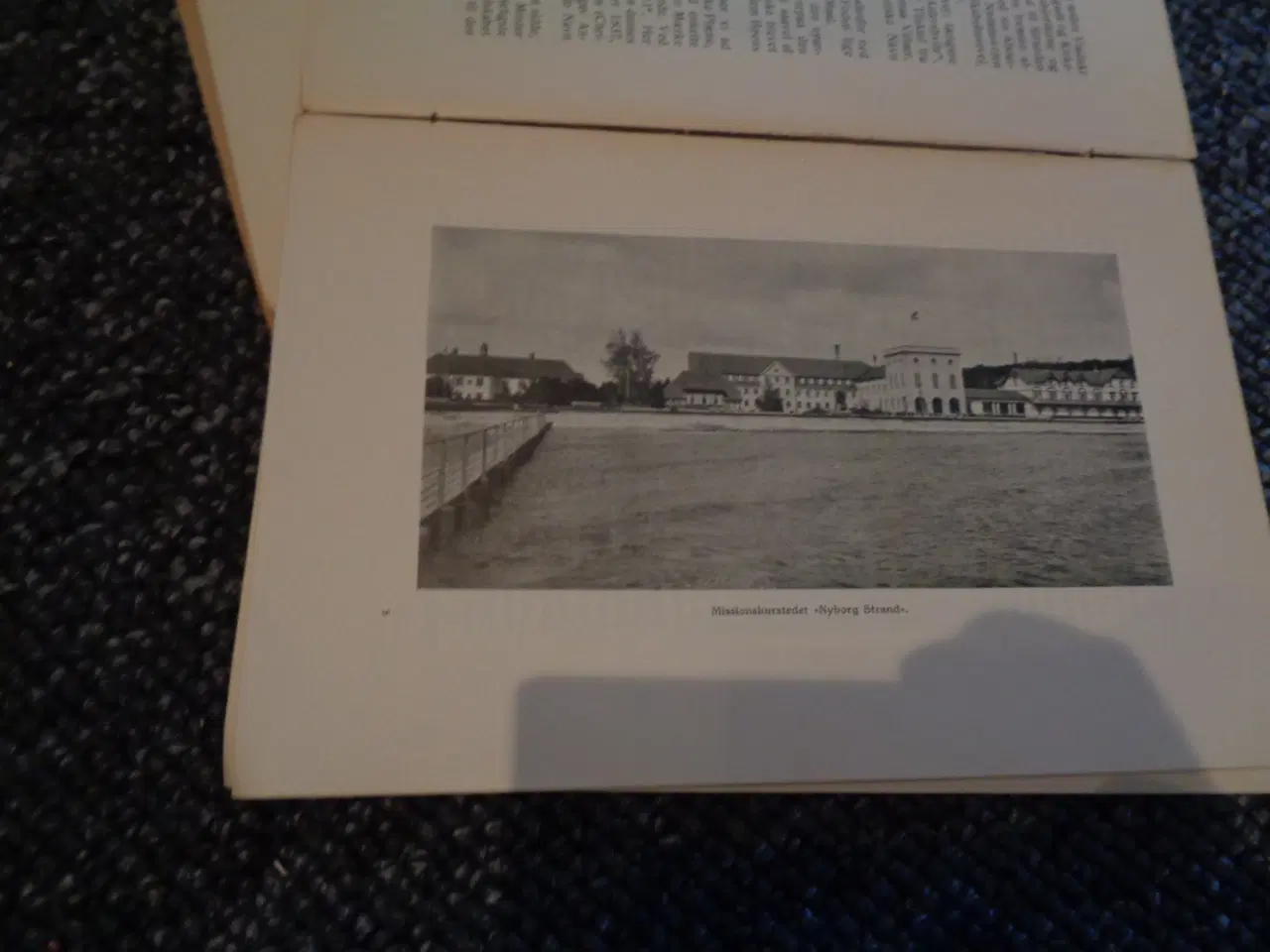 Billede 7 - Gammel bog om Nyborg