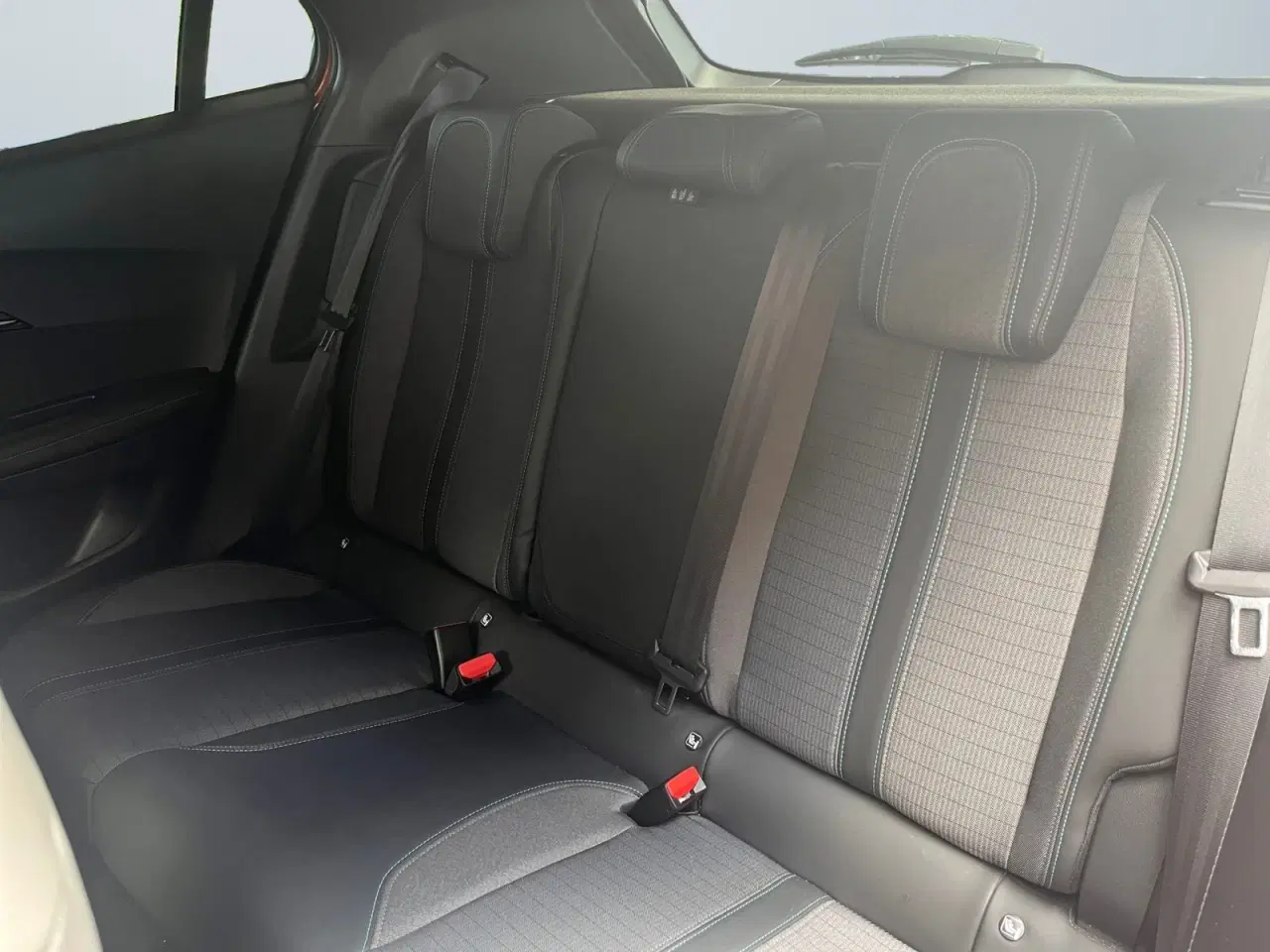 Billede 14 - Peugeot e-2008 50 Allure