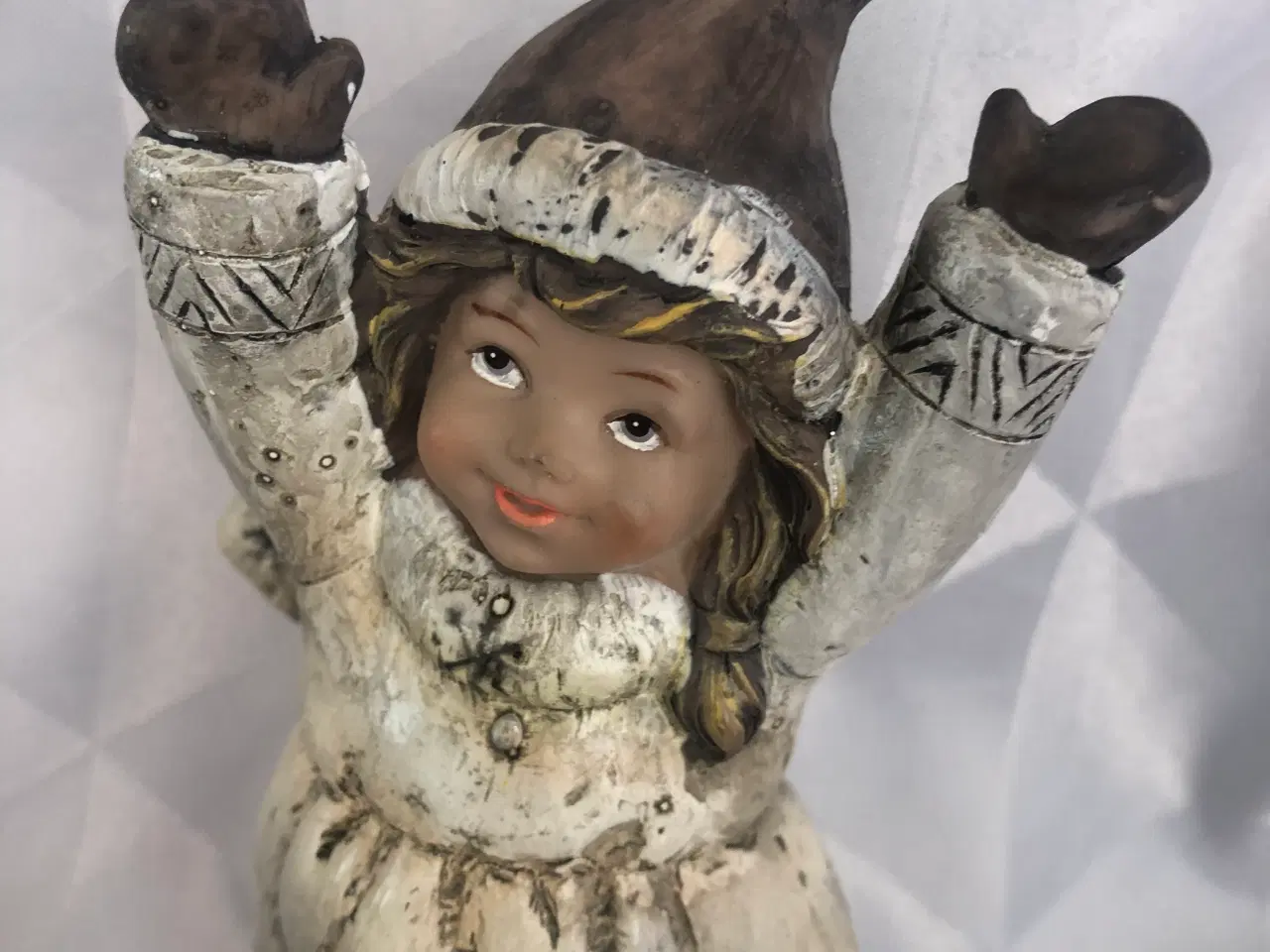 Billede 3 - Keramik vinter pige figur 