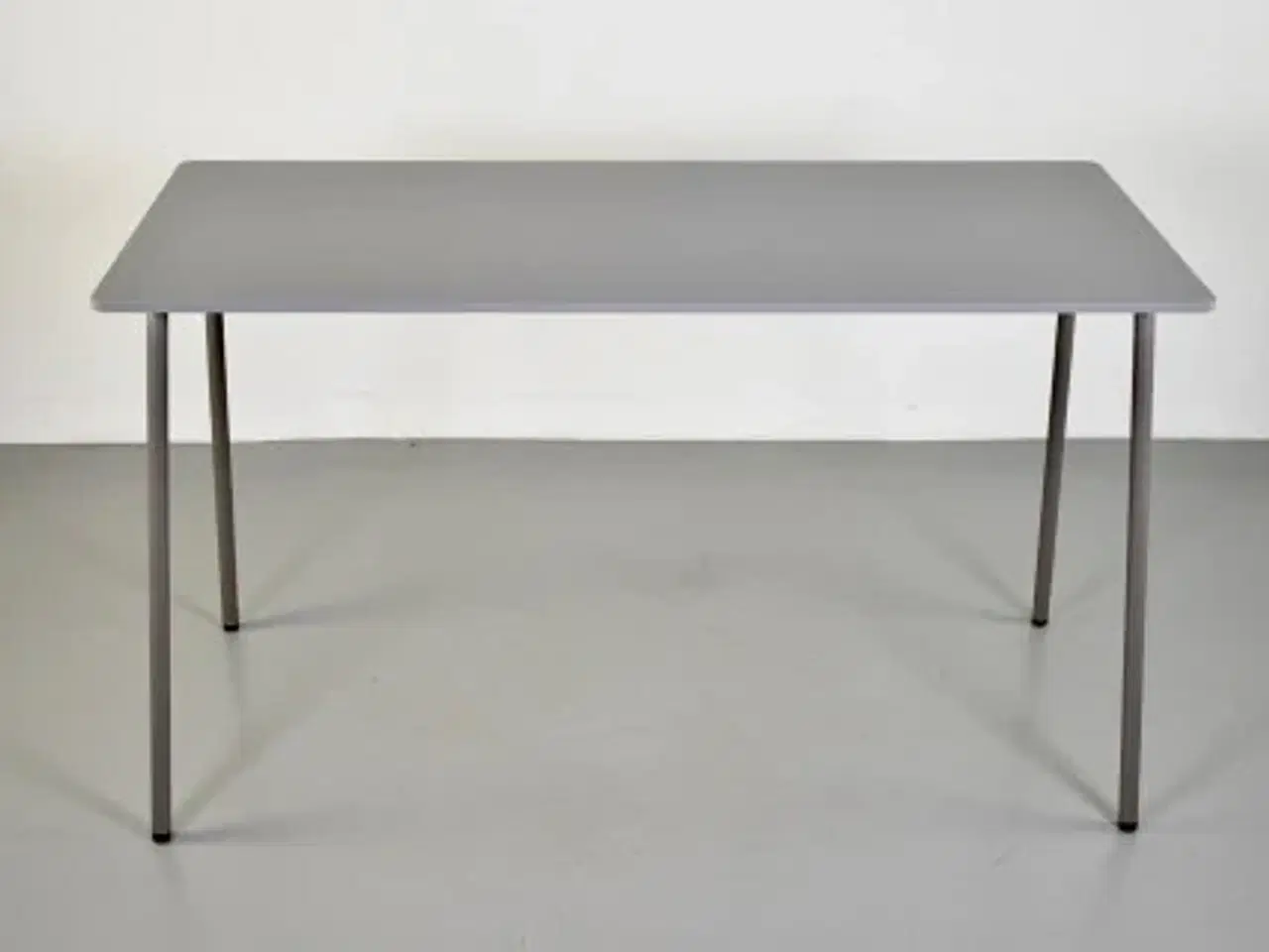 Billede 4 - Four design højbord med fire barstole, sæt à 4 stole og 1 bord