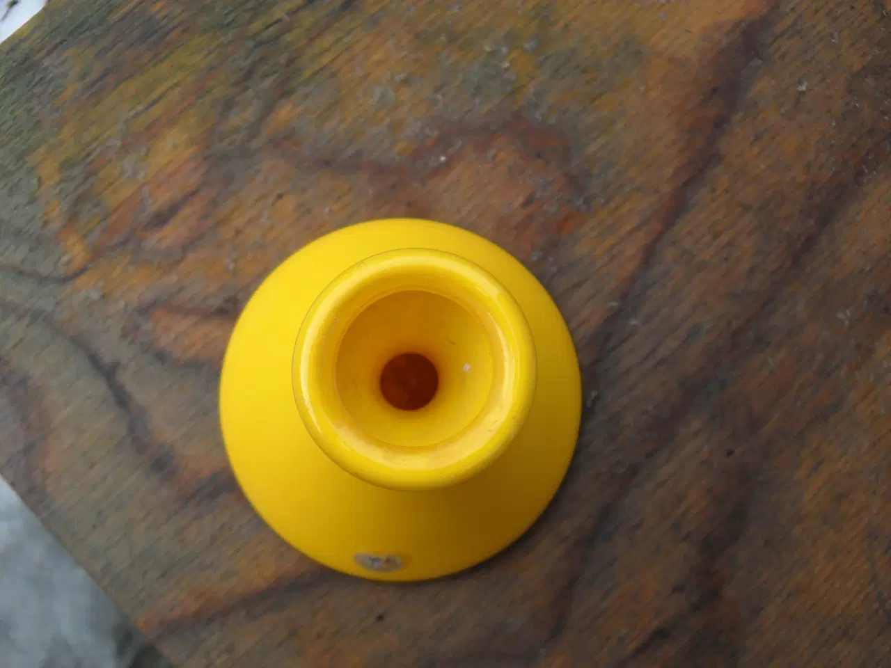 Billede 2 - flot holmegaard gul vase h. 16,5 cm. ø. 13 cm.