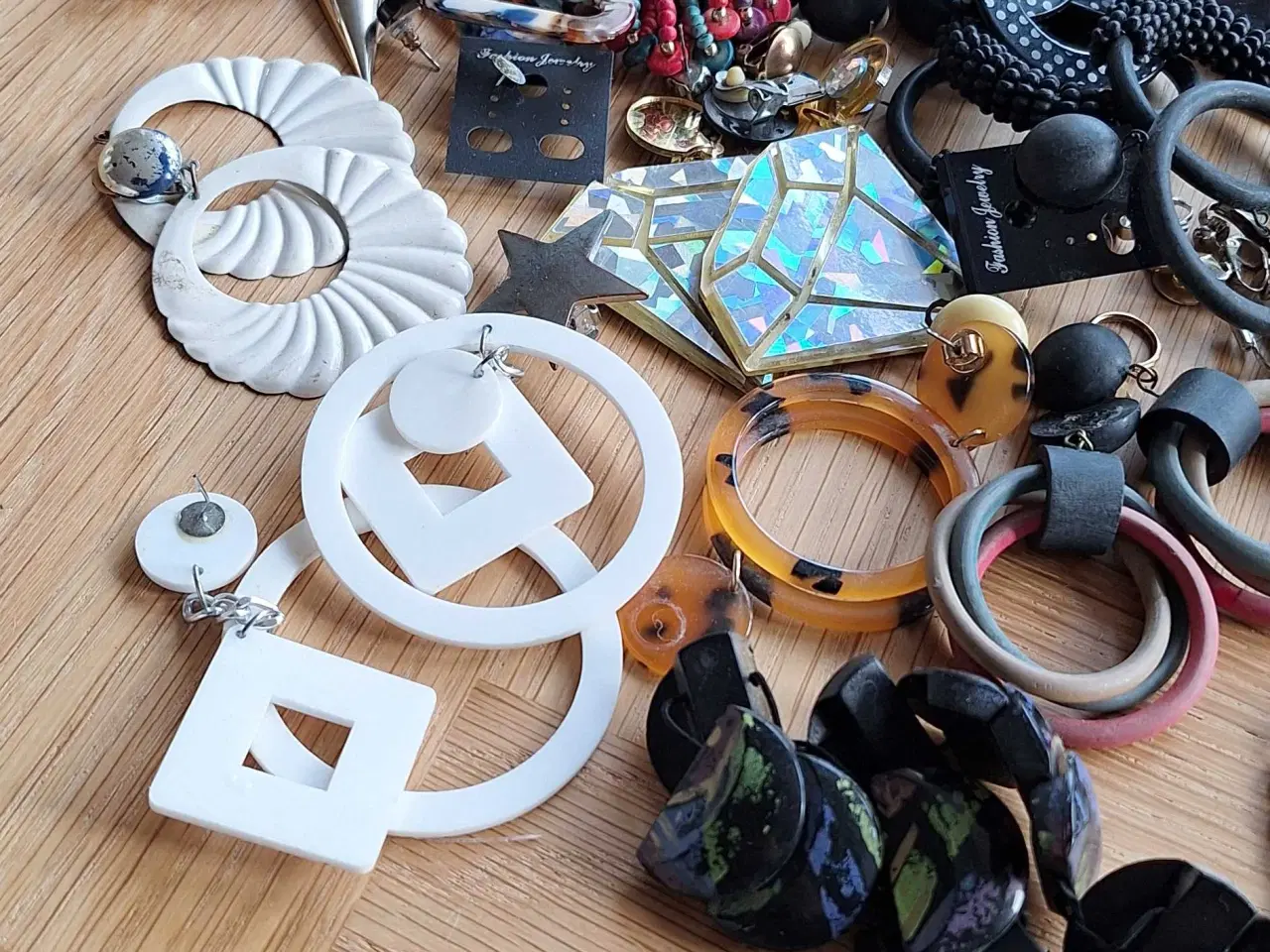 Billede 3 - Defekte smykker 