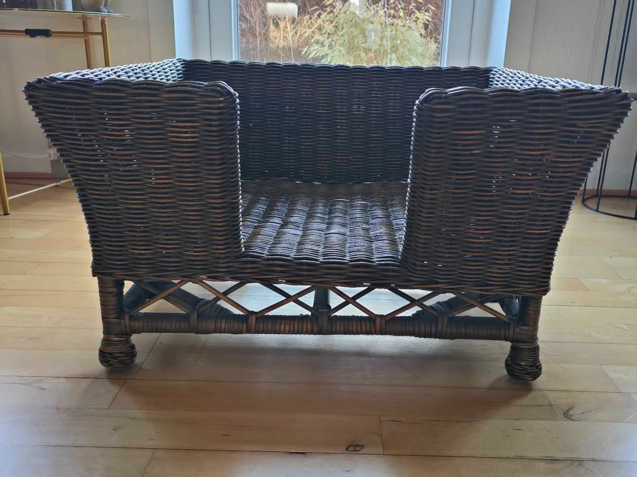 Billede 3 - Hundekurv i flet.