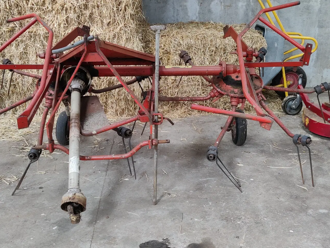 Billede 1 - Høvender, Kuhn
