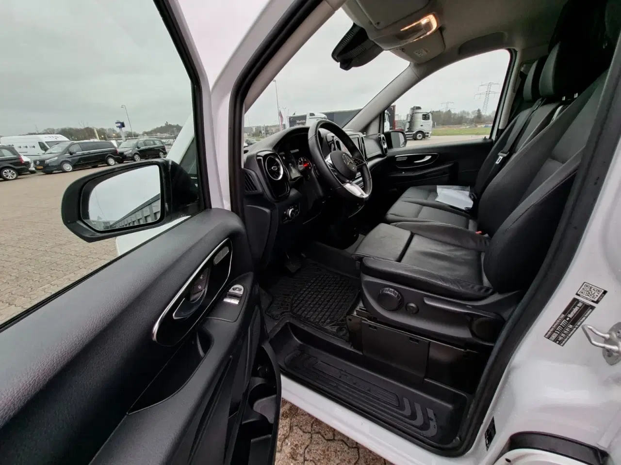 Billede 6 - Mercedes Vito 114 2,0 CDi A1 Kassevogn PRO RWD