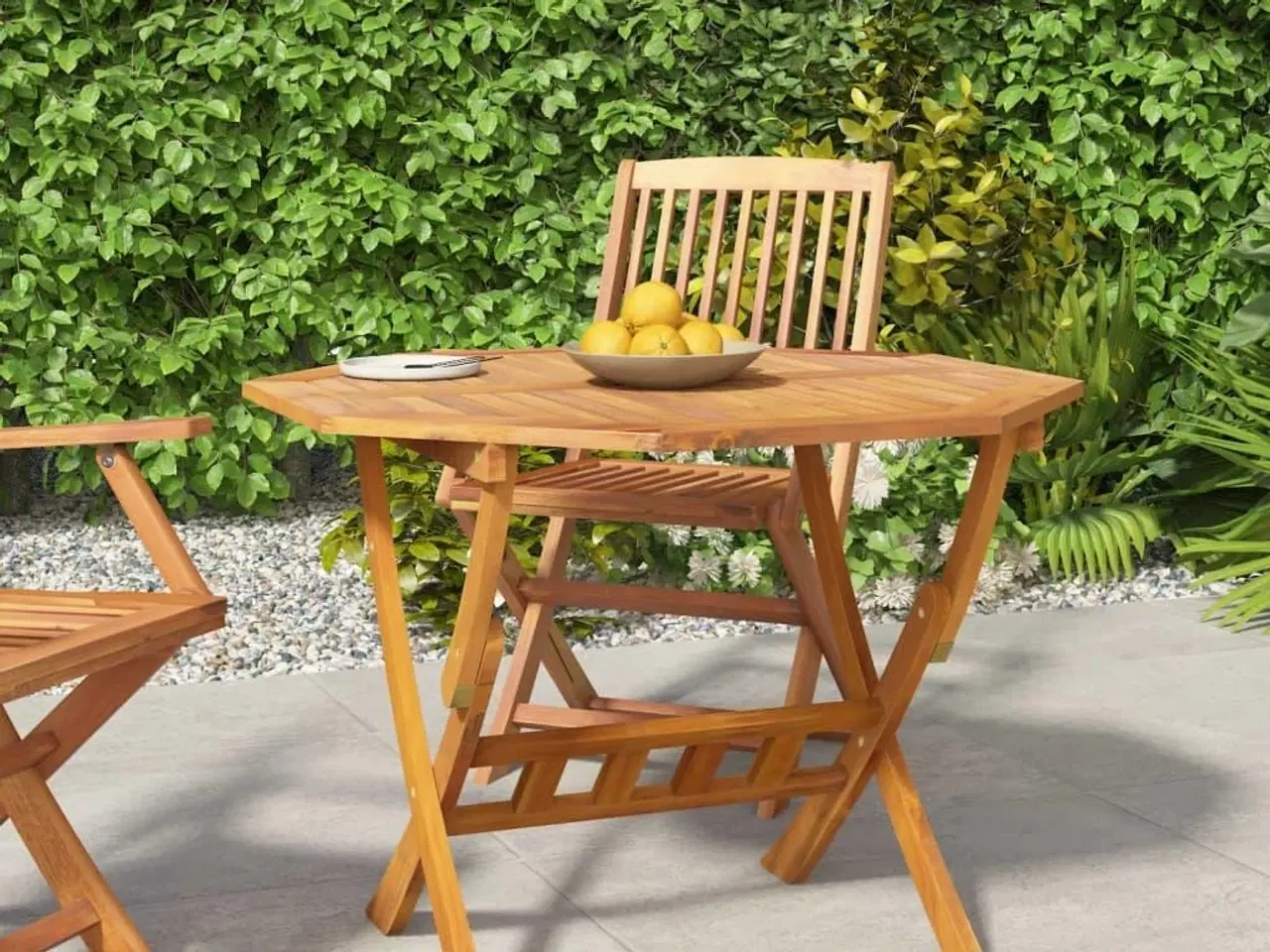 Billede 1 - Foldbart havebord 90x75 cm massivt akacietræ