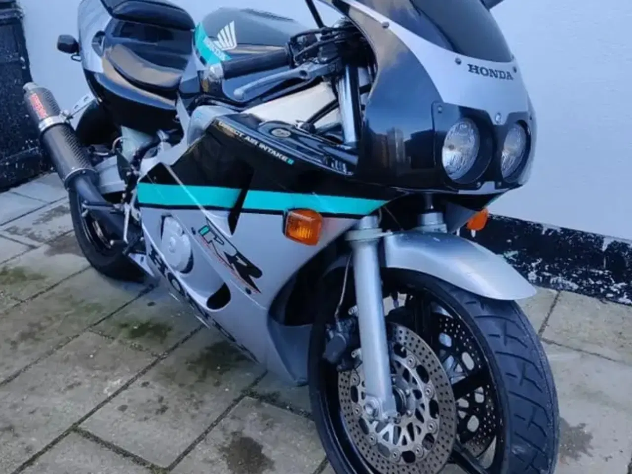 Billede 1 - Sjældent udbudt Honda CBR 400 RR nc29