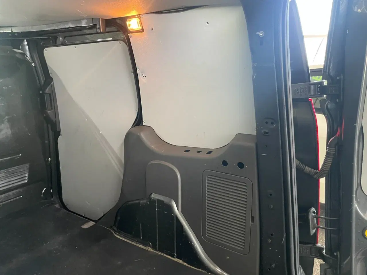 Billede 6 - Ford Transit Connect 1,5 EcoBlue Active aut. kort