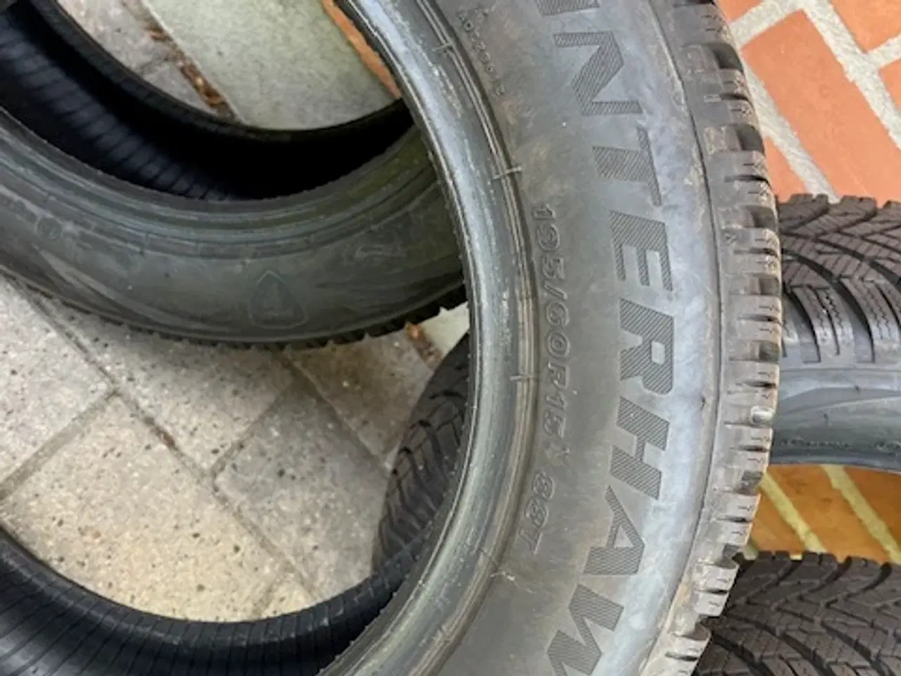 Billede 5 - Vinterdæk 195/60R15 Firestone