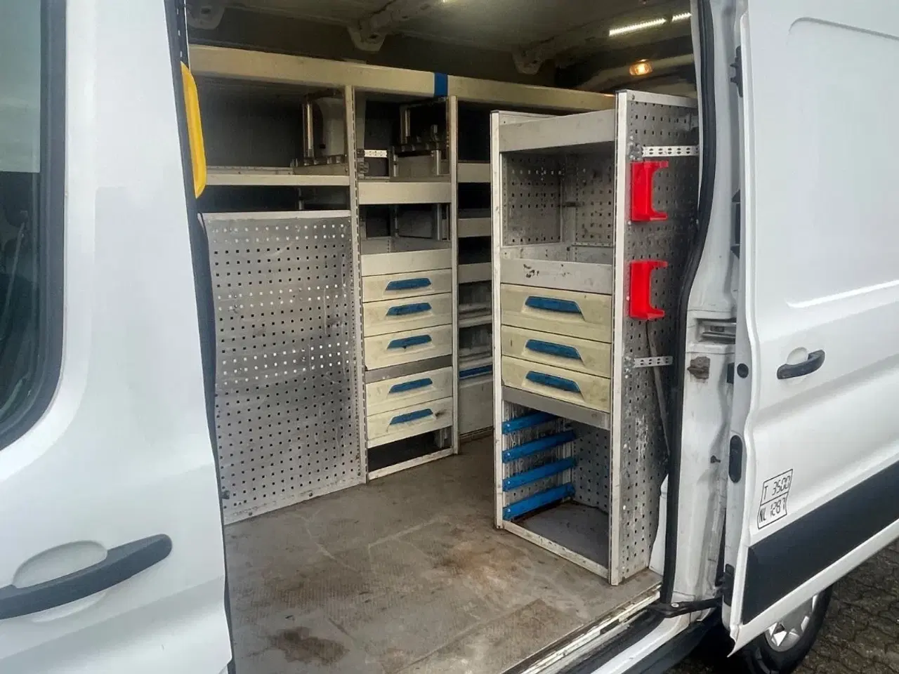 Billede 10 - Ford Transit 350 L2 Van 2,0 TDCi 170 Ambiente H2 FWD