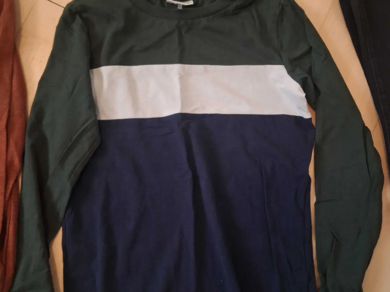 Billede 2 - 9-10år, Pompdelux 5 dele