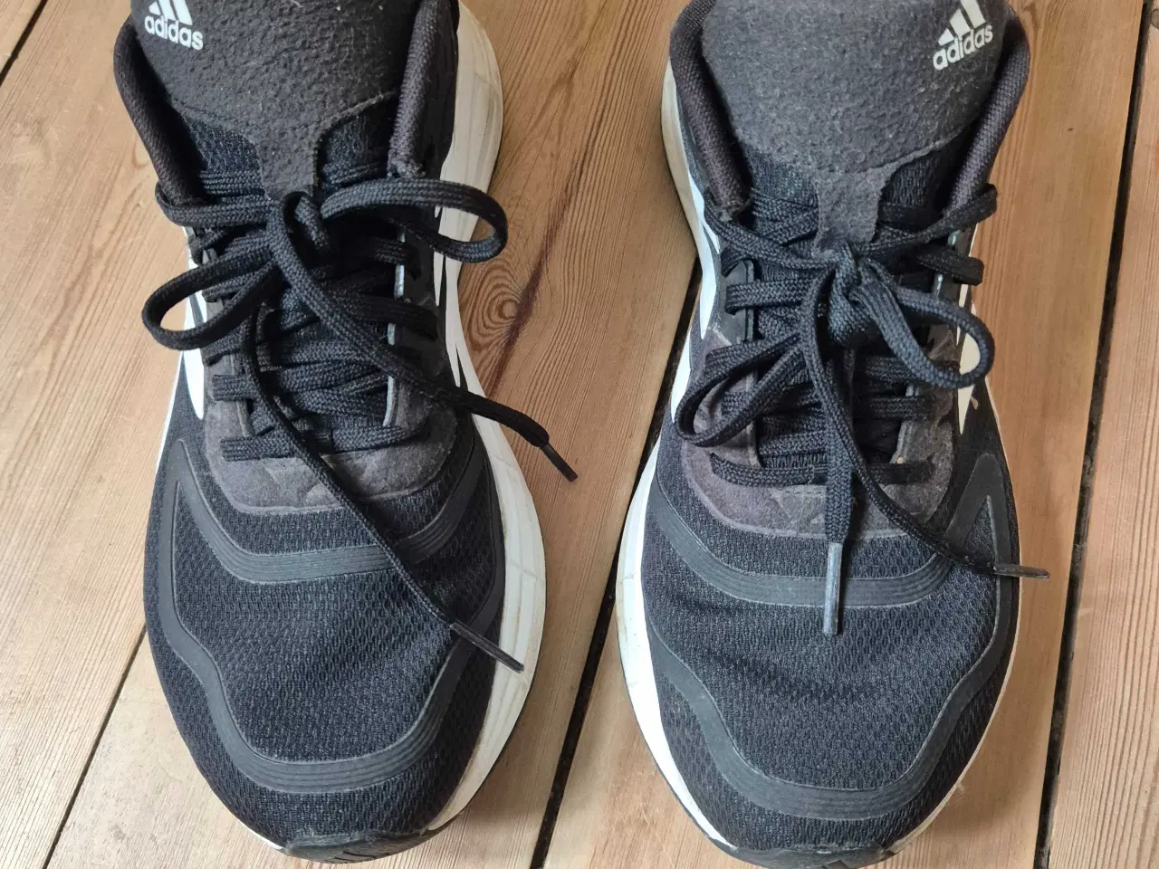 Billede 1 - Flotte Adidas sneakers 