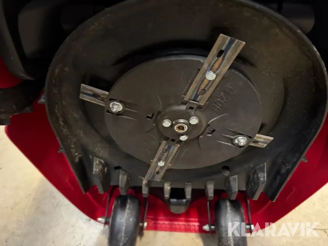 Billede 8 - RobotGræsslåmaskine med garage AL-KO Robolinho 450 W