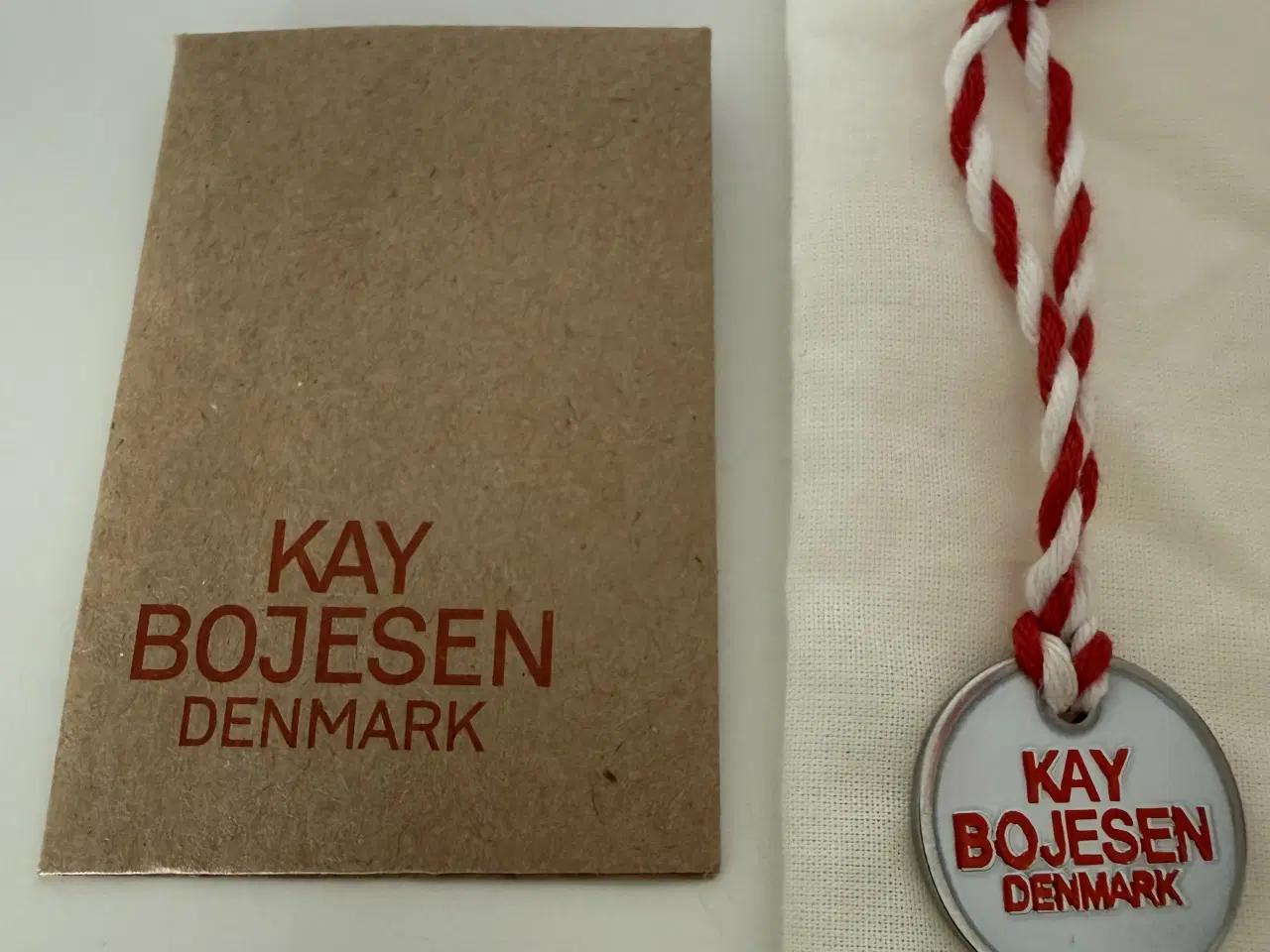 Billede 7 - Kay Bojesen Røde Kors Sangfugl, komplet