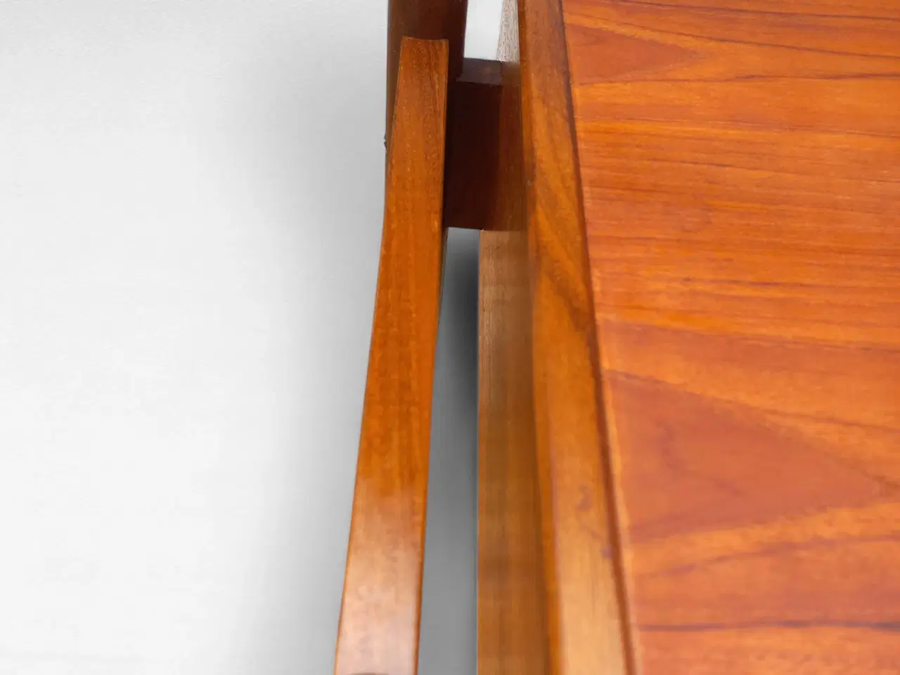Billede 14 - Elegant Teak Sybord/Sidebord fra 1960’erne – Dansk