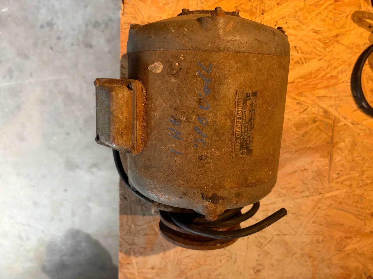 Billede 2 - Elmotorer 380v 1 & 1,5 hk 
