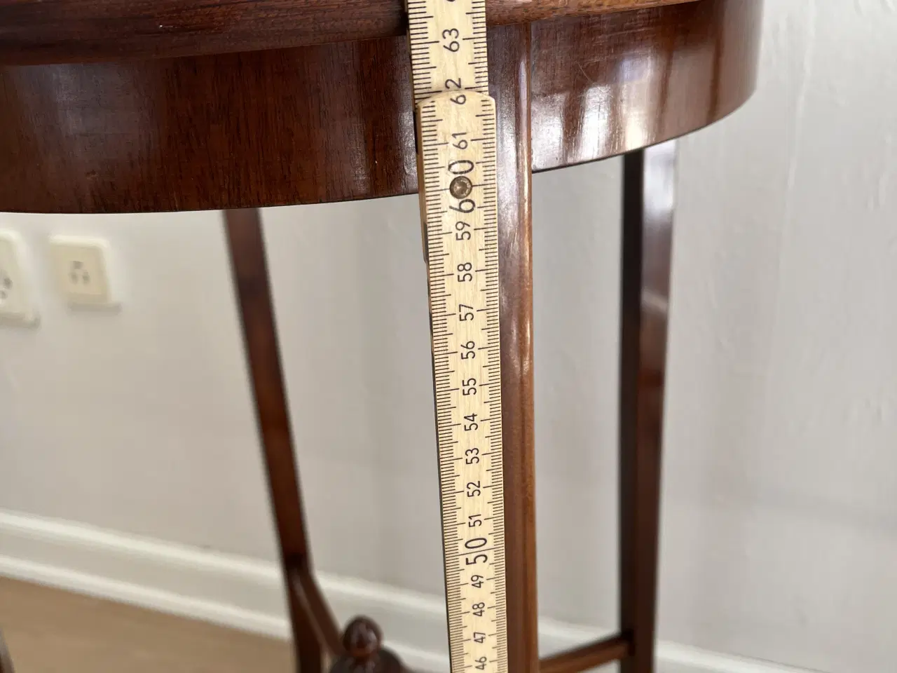 Billede 8 - 2 mahogni sideborde / lampeborde