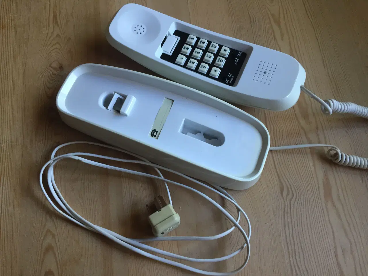 Billede 3 - Bordtelefon Philips m.fl - 4 stk + 