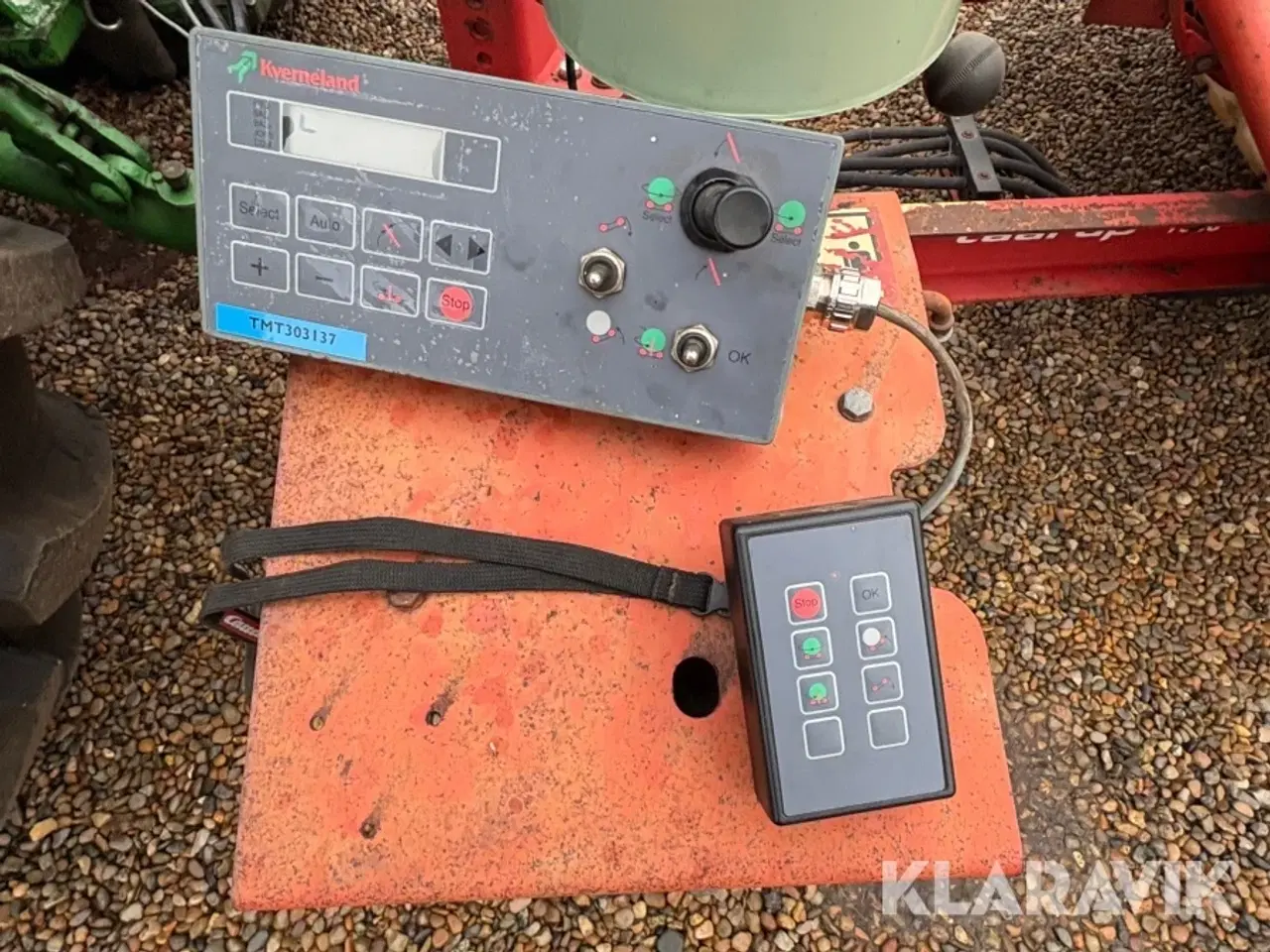 Billede 8 - Balleindpakker Taarup 7558 med ekstra plastruller