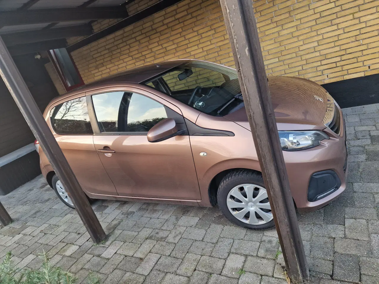 Billede 1 - Fin lille bil