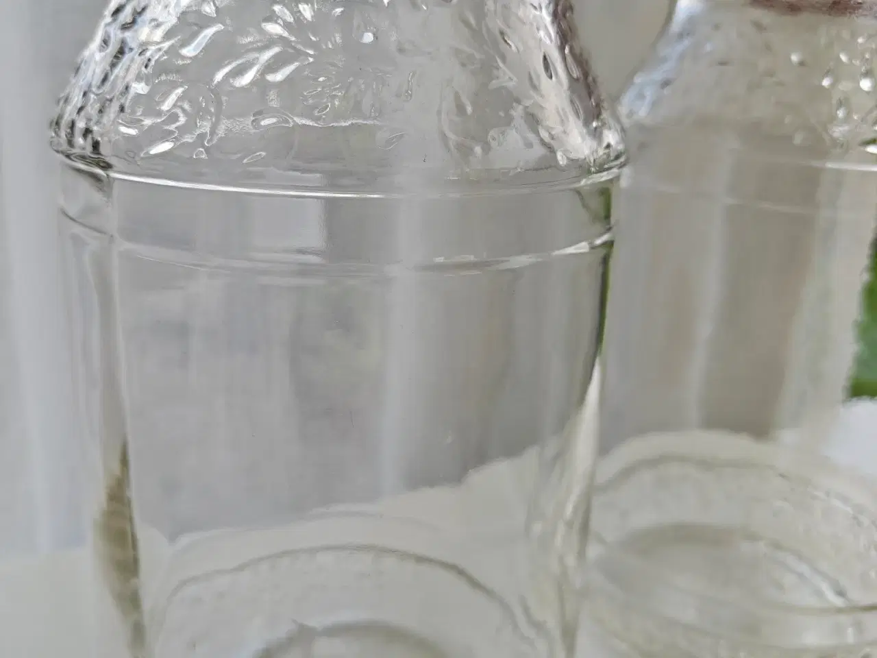 Billede 3 - 2 store glaskrukker, evt til fest