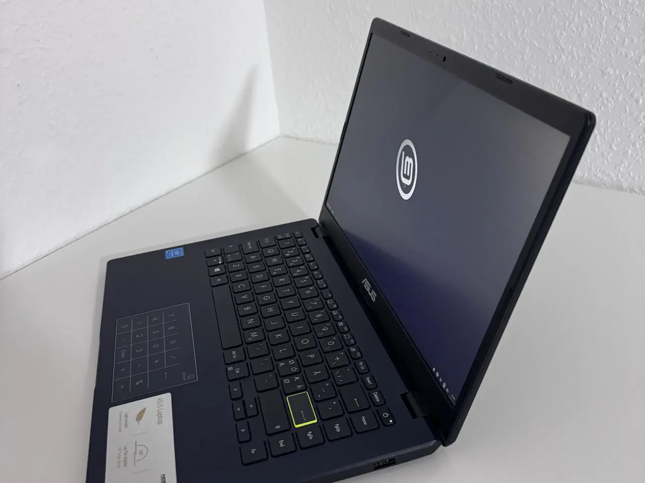 Billede 2 - ASUS VivoBook – / Intel Celeron / 64GB / 4GB RAM