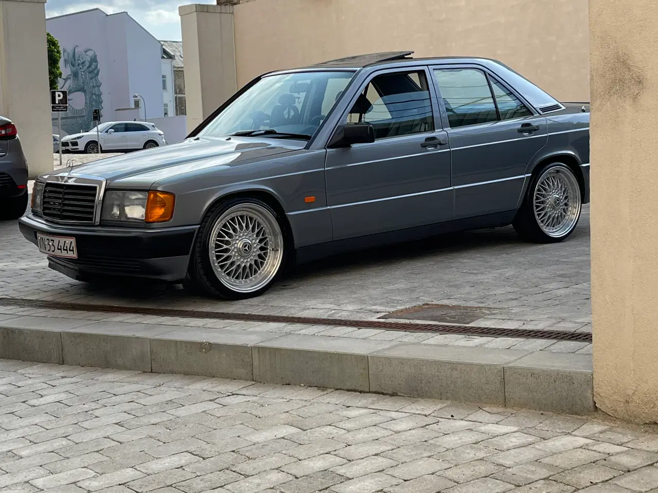 Billede 1 - Original w201. Billederne fortæller alt