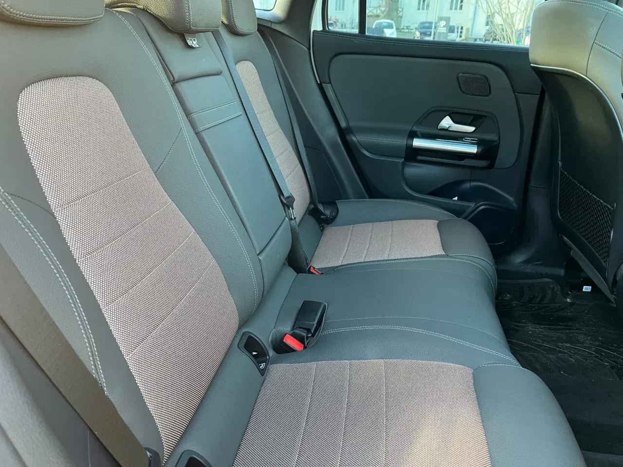 Billede 15 - Mercedes EQA250+ AMG Line