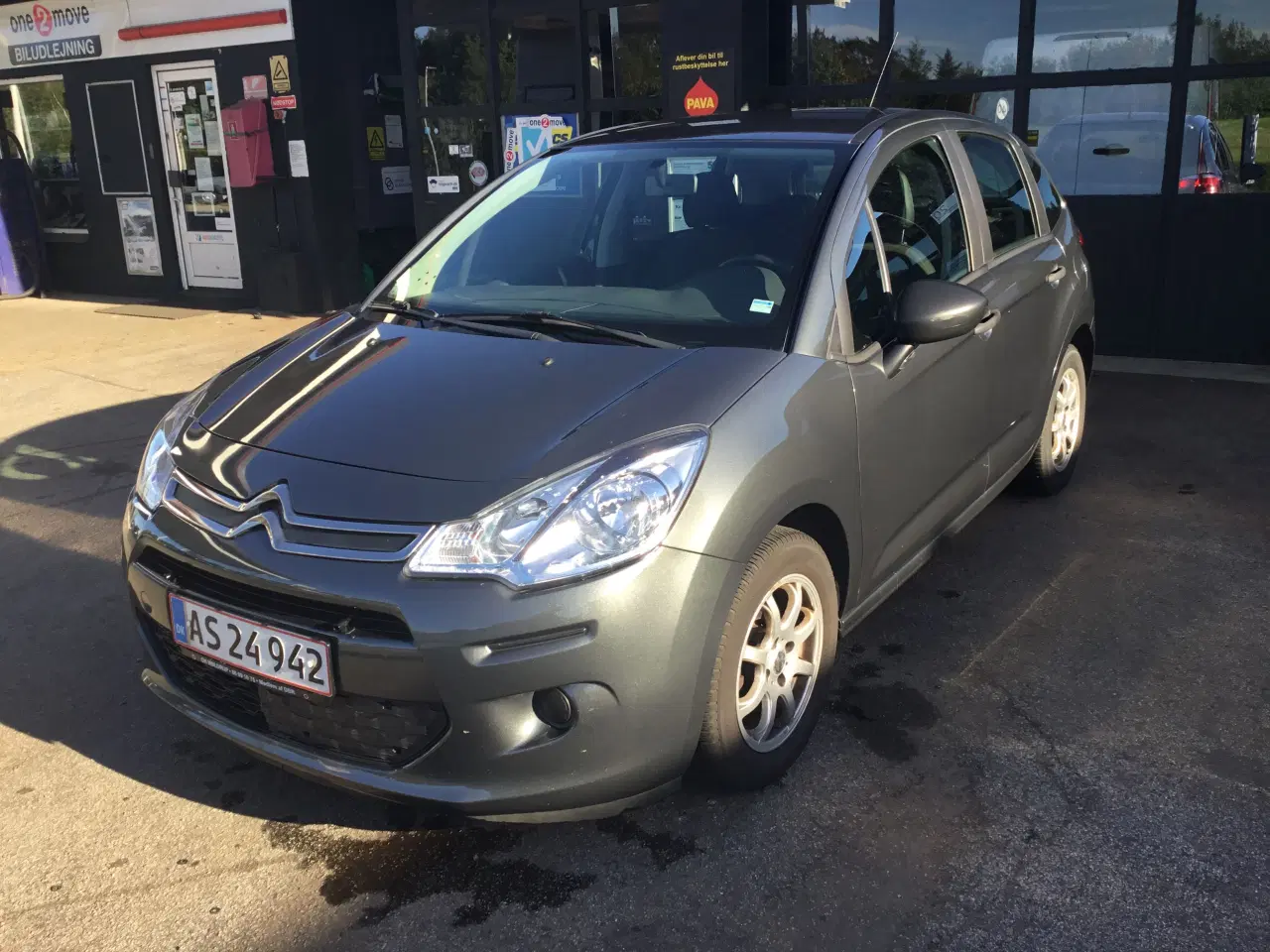 Billede 1 - Citroen c3 1.0 benzin træk alufælge 1.ejer