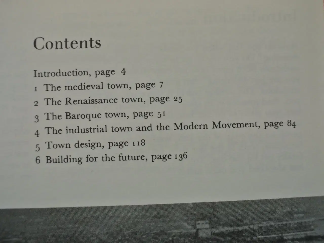 Billede 2 - the shape of towns, by kurt rowland, emne: arkitek