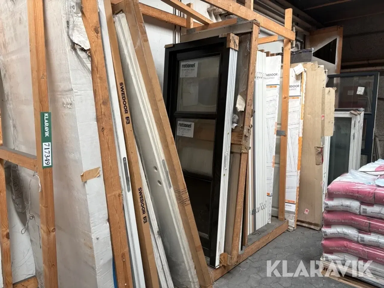 Billede 1 - Blanede lot døre og vinduer - stort lot - 38 enheder i alt