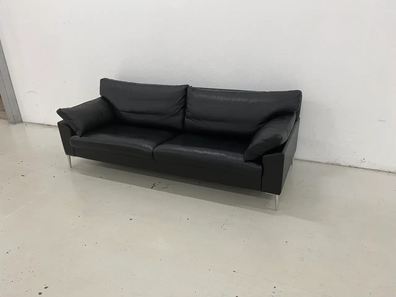 Billede 2 - Søren Lund SL329 3 Pers.Sofa i sort solid læder.
