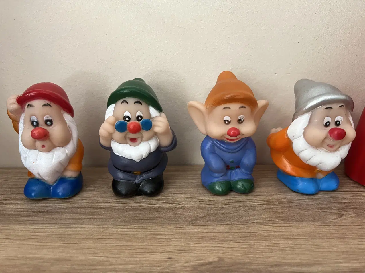 Billede 4 - Flotte gamle snehvide og de syv små dværge figurer