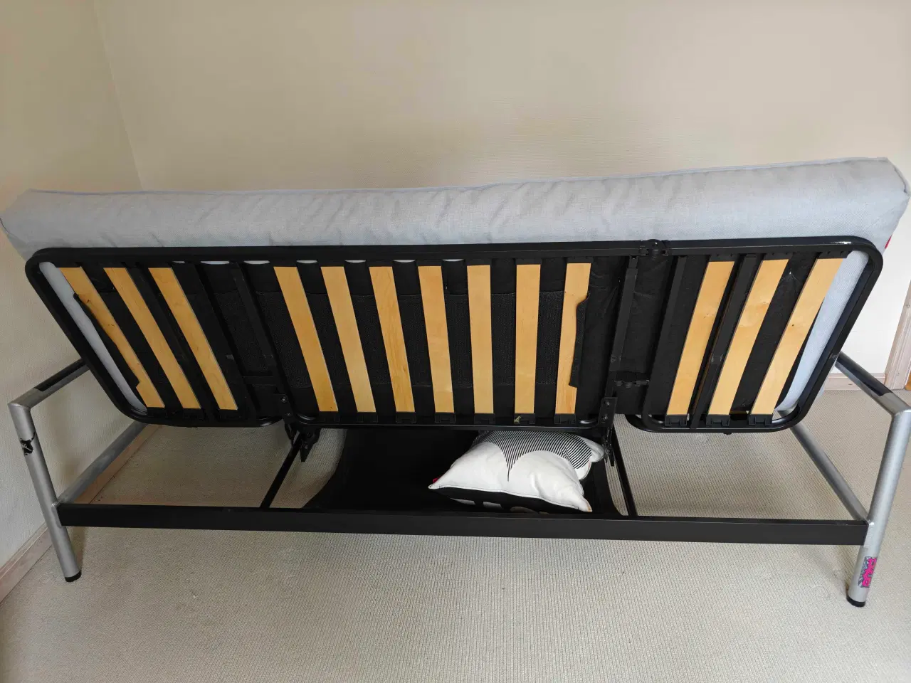 Billede 6 - Sovesofa Futon m/vippebar hovedgærde