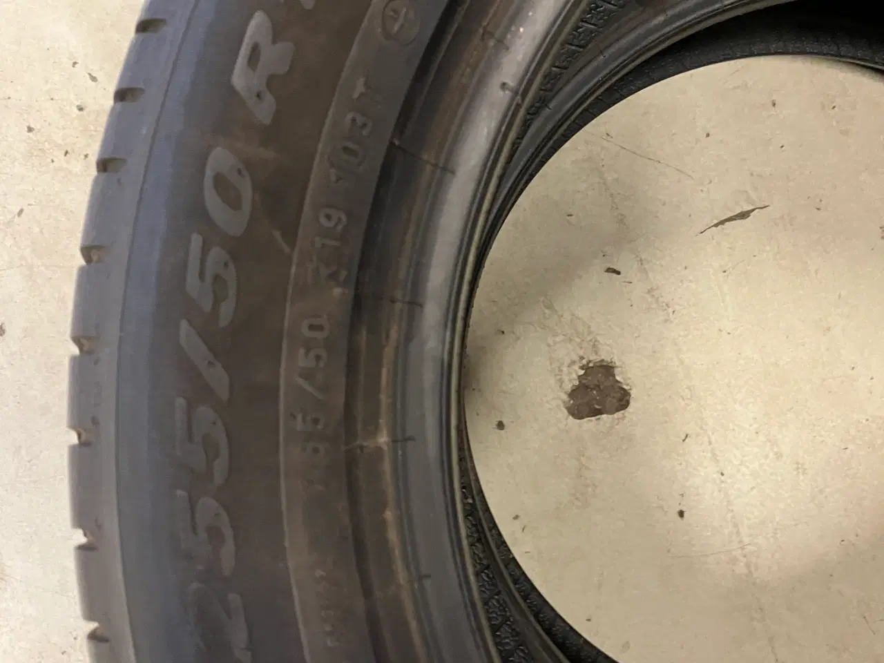 Billede 2 - 2 stk. sommerdæk 255/50/19