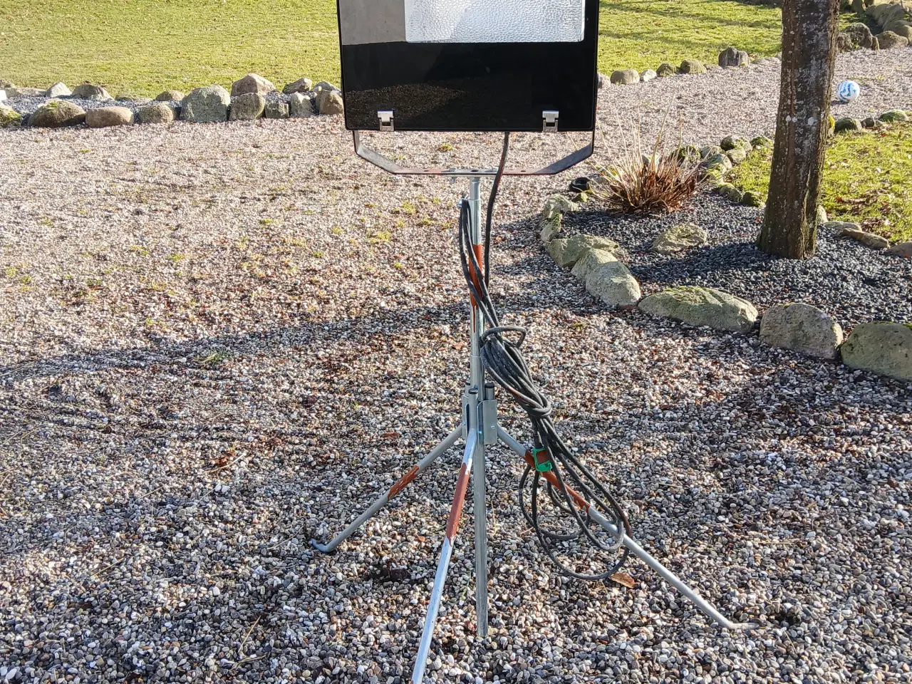 Billede 2 - Byggebelysning, teleskopstativ