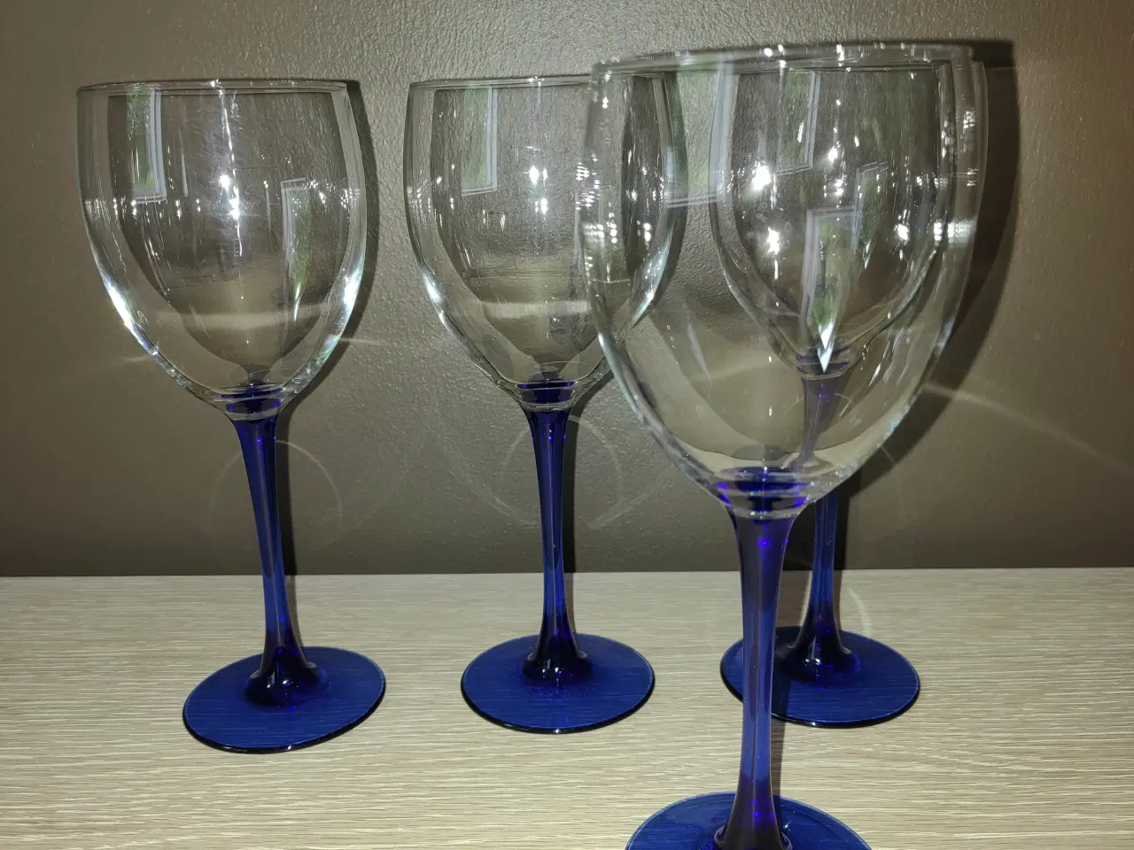Billede 2 - Flotte Luminarc vinglas