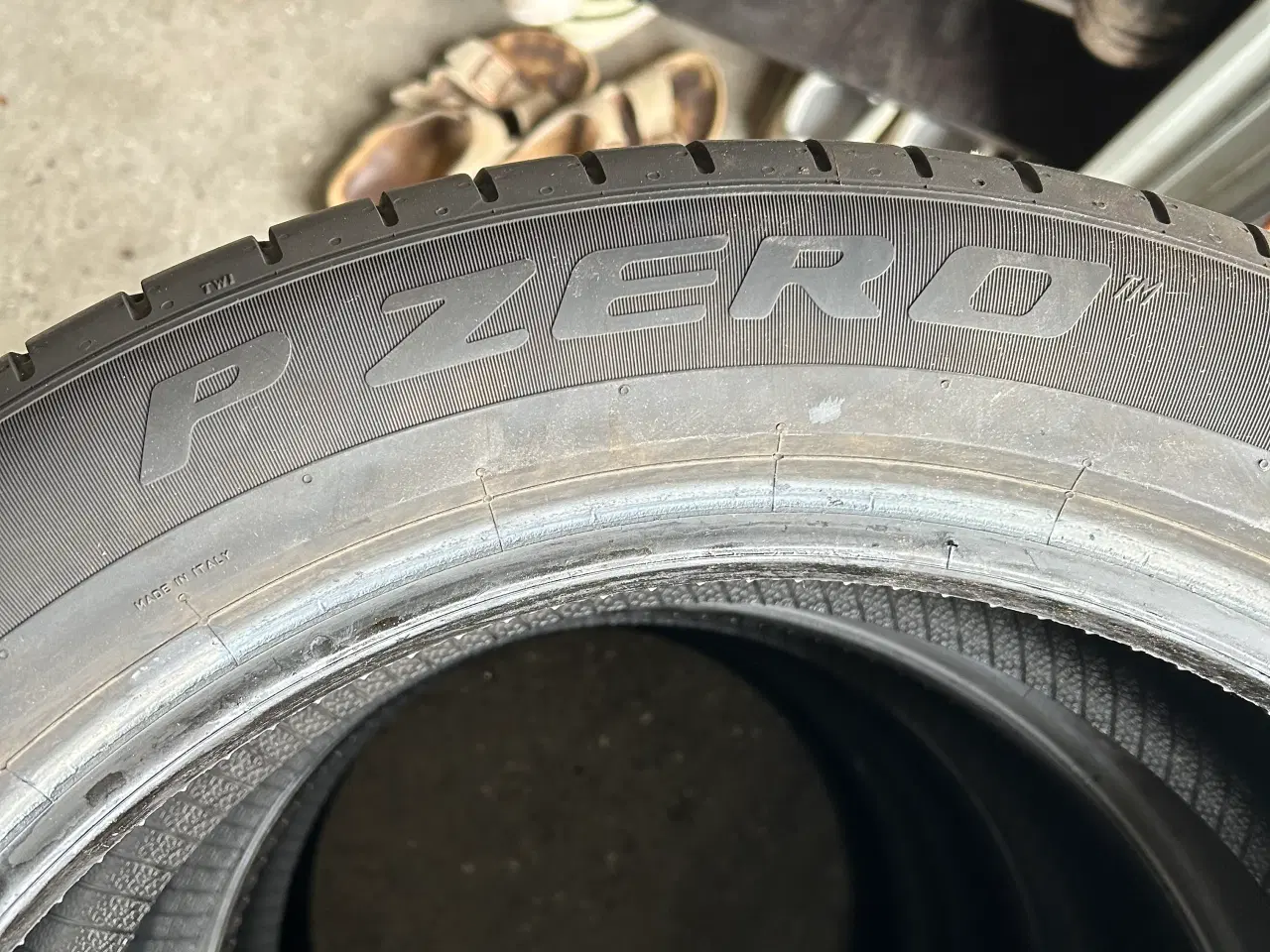 Billede 3 - Sommerdæk, Pirelli P ZERO, / 235 / 50 R19